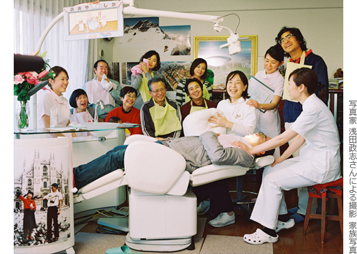 今津で開業して約60年間、三代続く歯科医院です。